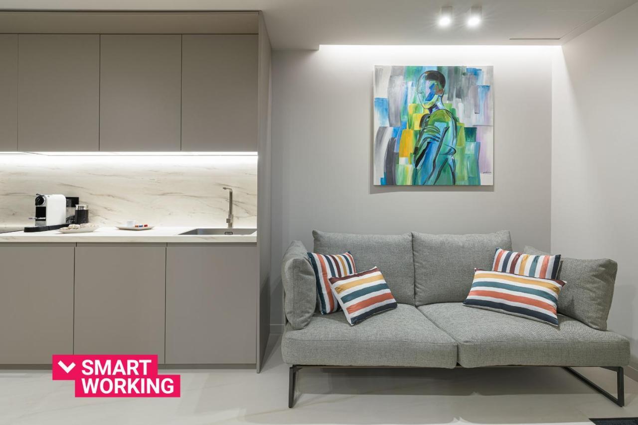 Aera Luxury Suites By Wonderful Italy คาตาเนีย ภายนอก รูปภาพ