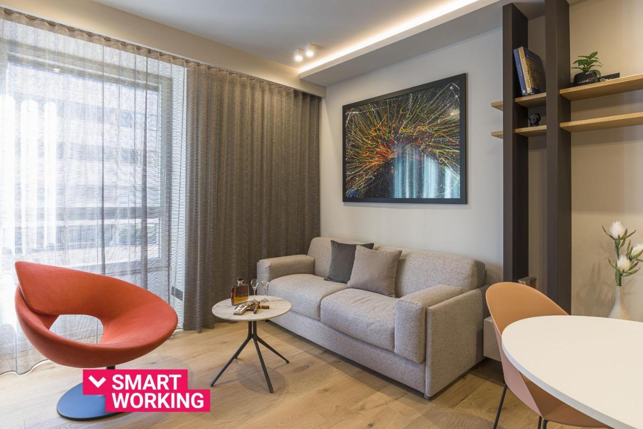 Aera Luxury Suites By Wonderful Italy คาตาเนีย ภายนอก รูปภาพ