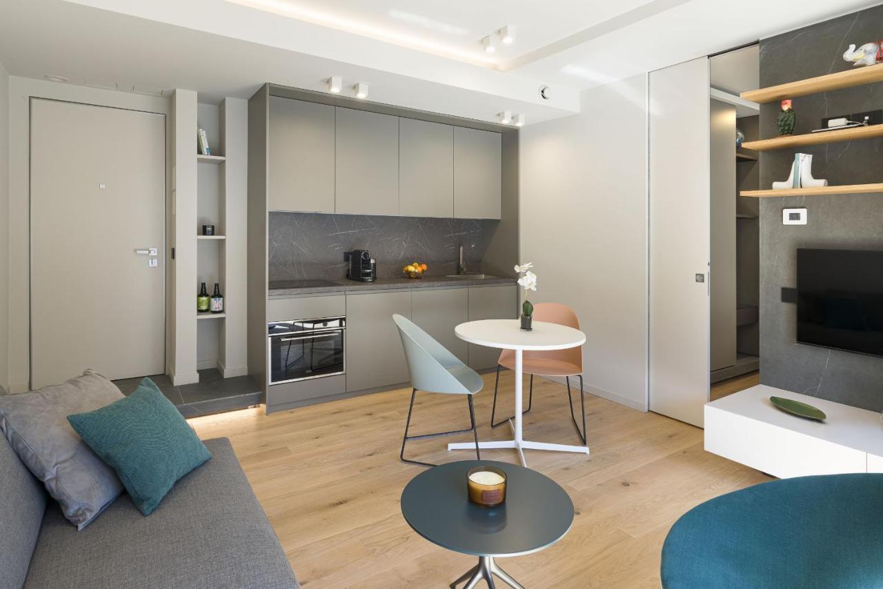 Aera Luxury Suites By Wonderful Italy คาตาเนีย ภายนอก รูปภาพ