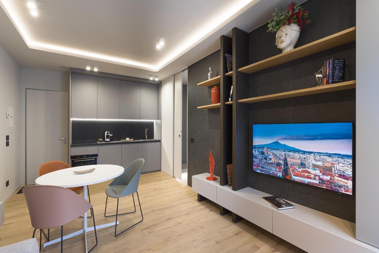 Aera Luxury Suites By Wonderful Italy คาตาเนีย ภายนอก รูปภาพ