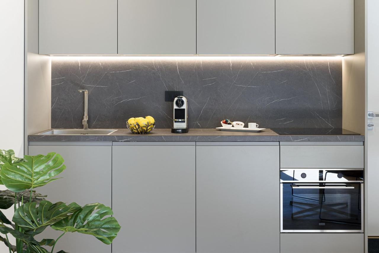 Aera Luxury Suites By Wonderful Italy คาตาเนีย ภายนอก รูปภาพ