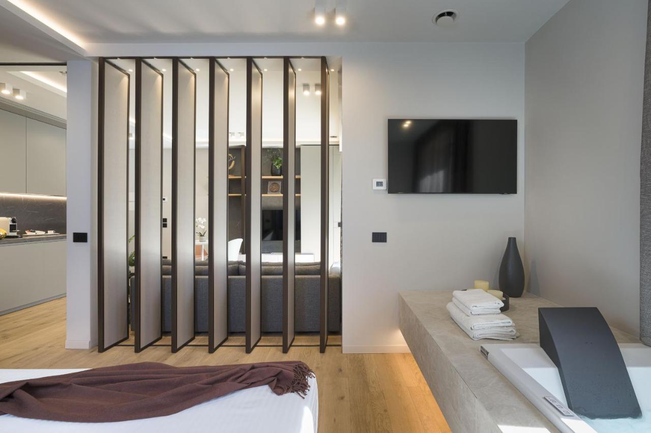 Aera Luxury Suites By Wonderful Italy คาตาเนีย ภายนอก รูปภาพ