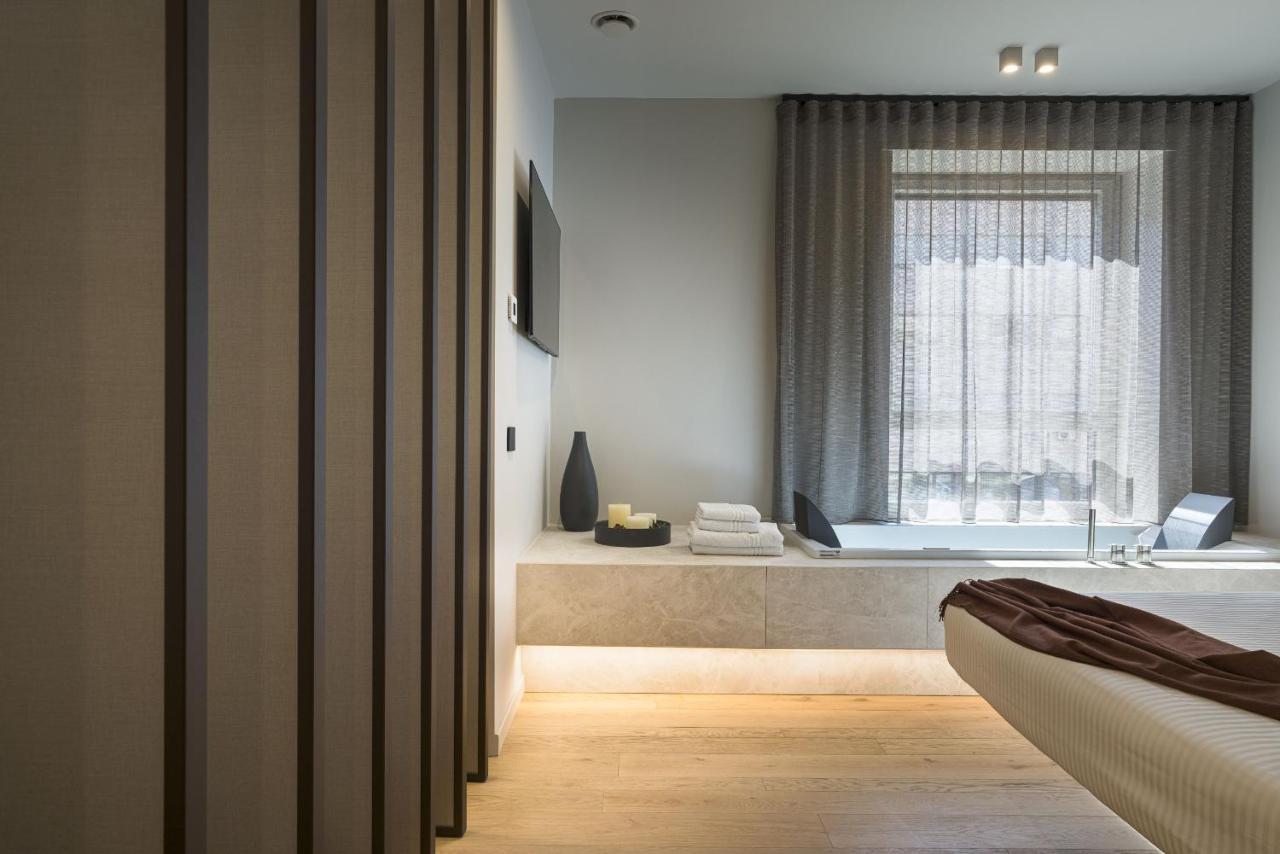 Aera Luxury Suites By Wonderful Italy คาตาเนีย ภายนอก รูปภาพ