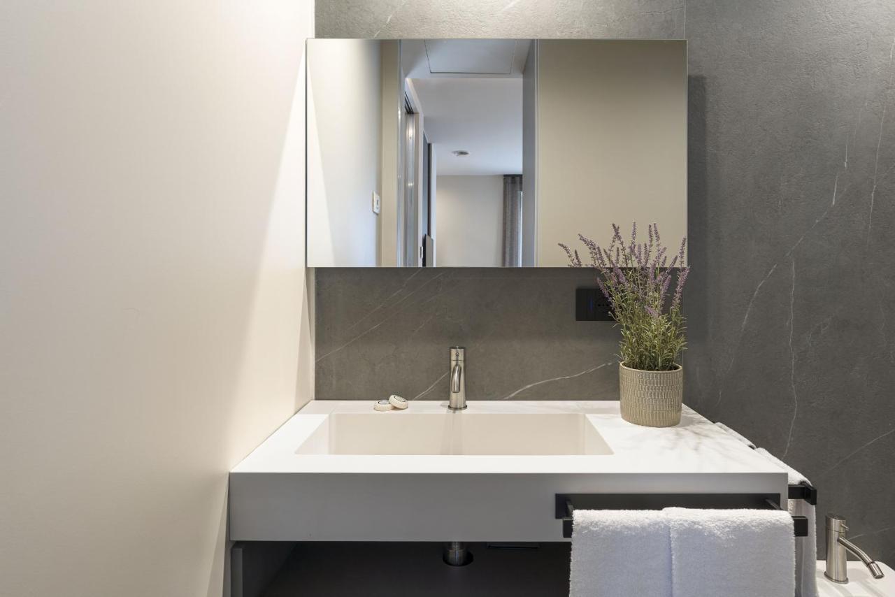 Aera Luxury Suites By Wonderful Italy คาตาเนีย ภายนอก รูปภาพ