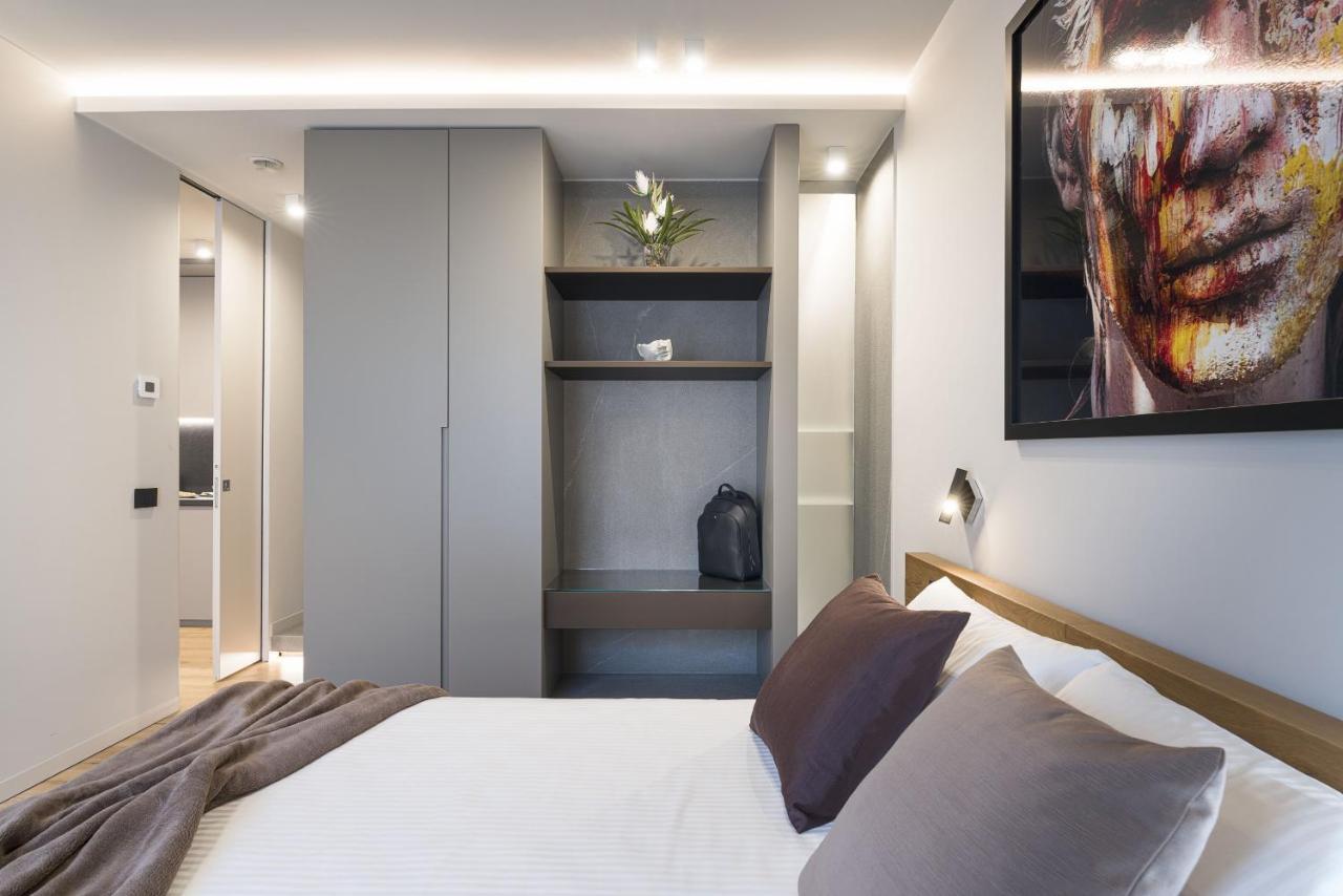 Aera Luxury Suites By Wonderful Italy คาตาเนีย ภายนอก รูปภาพ