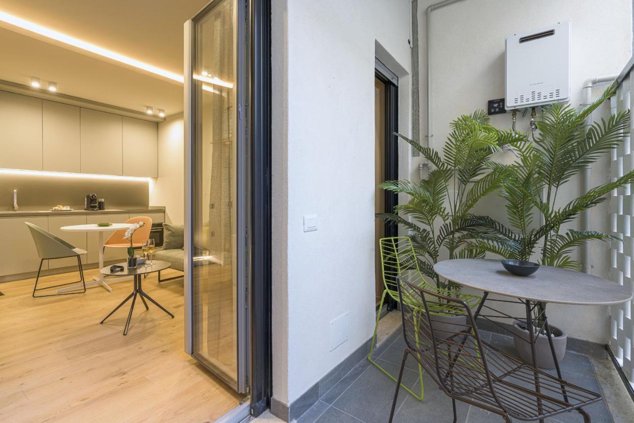 Aera Luxury Suites By Wonderful Italy คาตาเนีย ภายนอก รูปภาพ